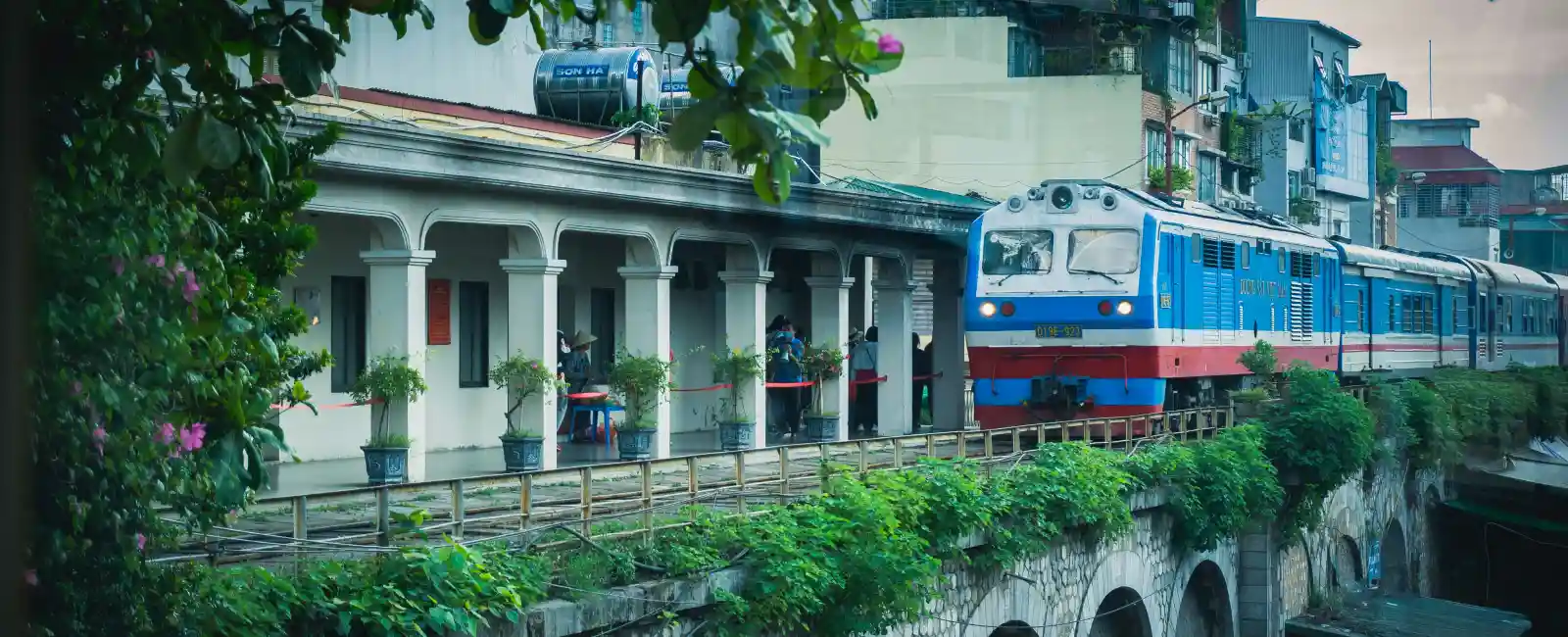 Train-in-vietnam