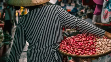 Vietnamese-food-market